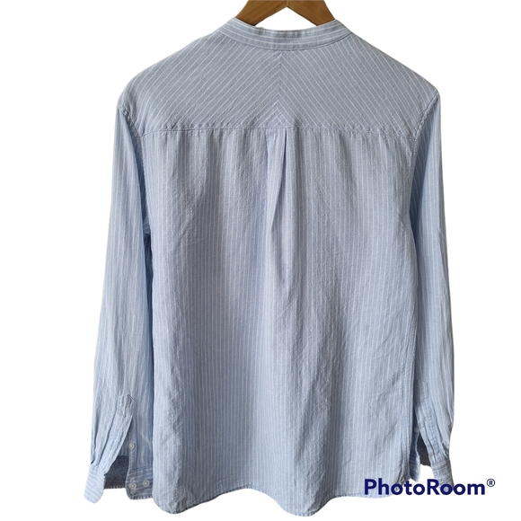Jeff Banks / Long sleeve light blue button down shirt. M - Picture 2 of 11